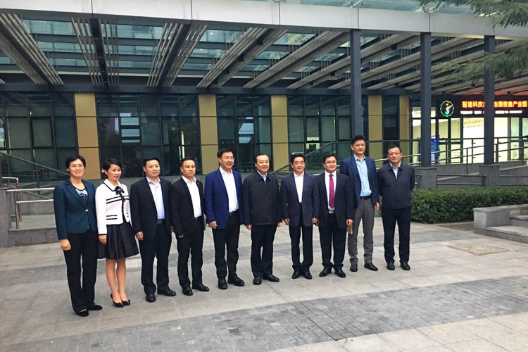 省長石泰峰來揚(yáng)調(diào)研 董事長馬自強(qiáng)參加座談